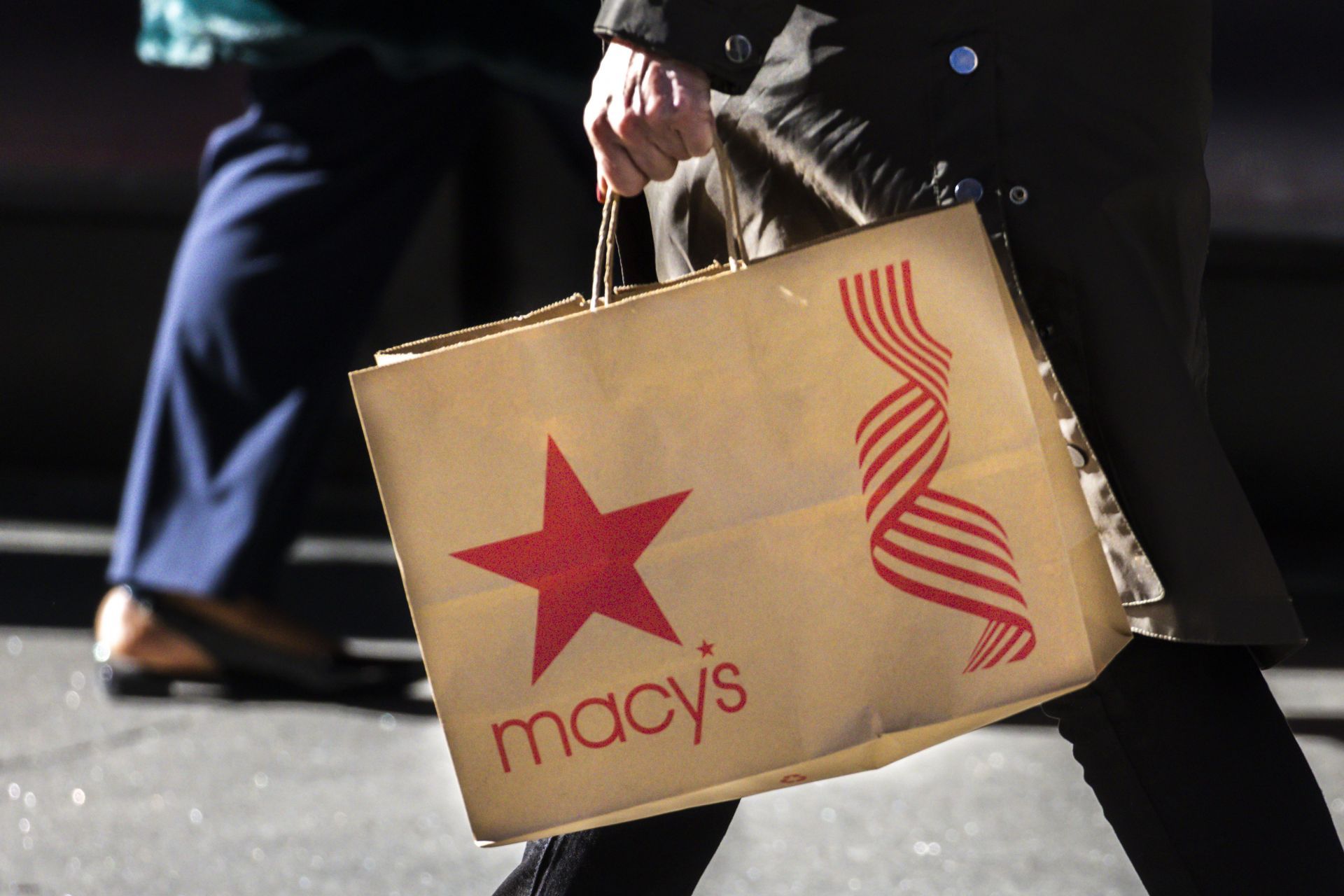 Retail Store Macys To Close Around 66 Stores Nationwide - Source: Getty