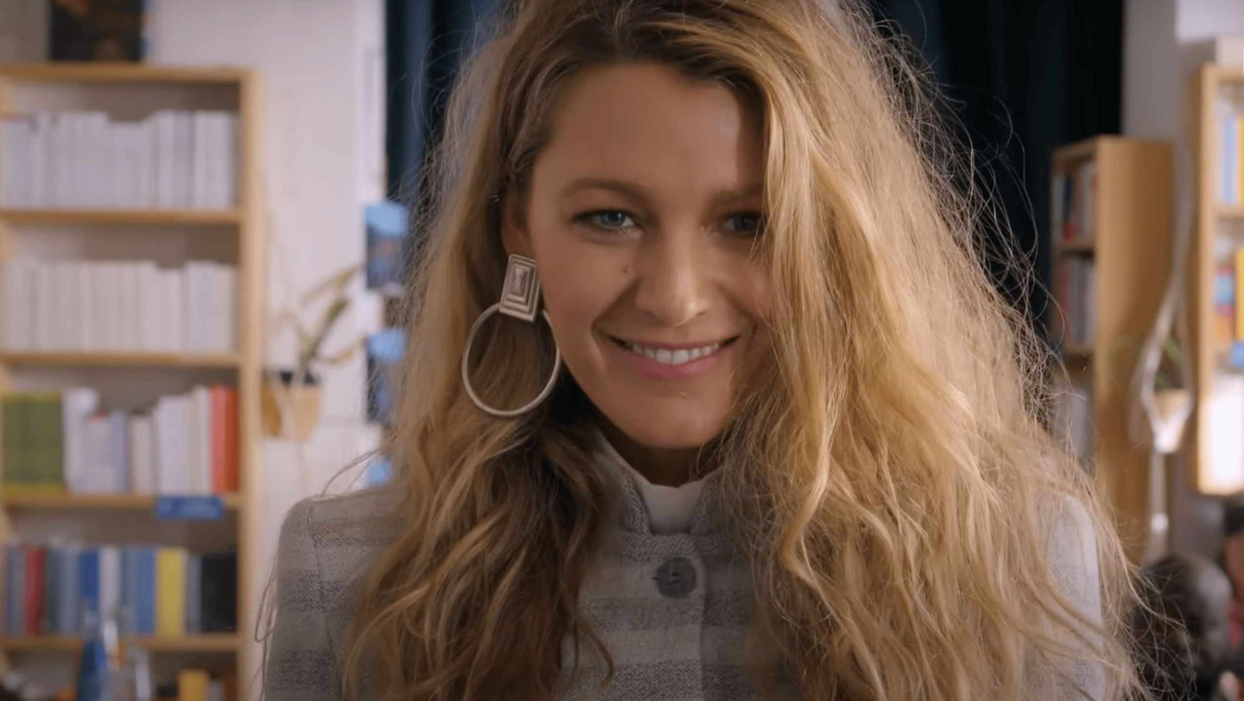 Blake Lively in Another Simple Favor (Image via YouTube/@PrimeVideo)