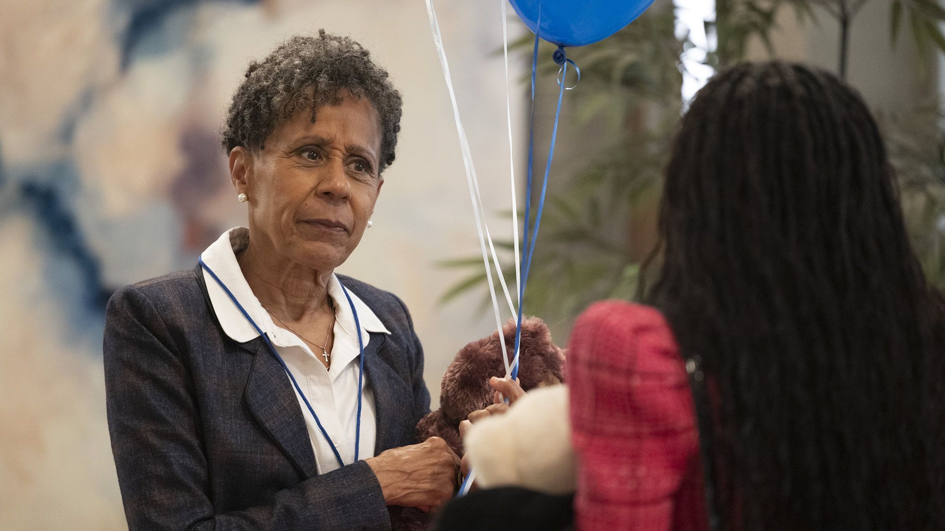 Aunt Stella giving Trina some advice. | Image Source: ABC