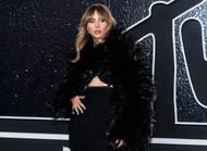 Who is Robert Pattinson's wife?