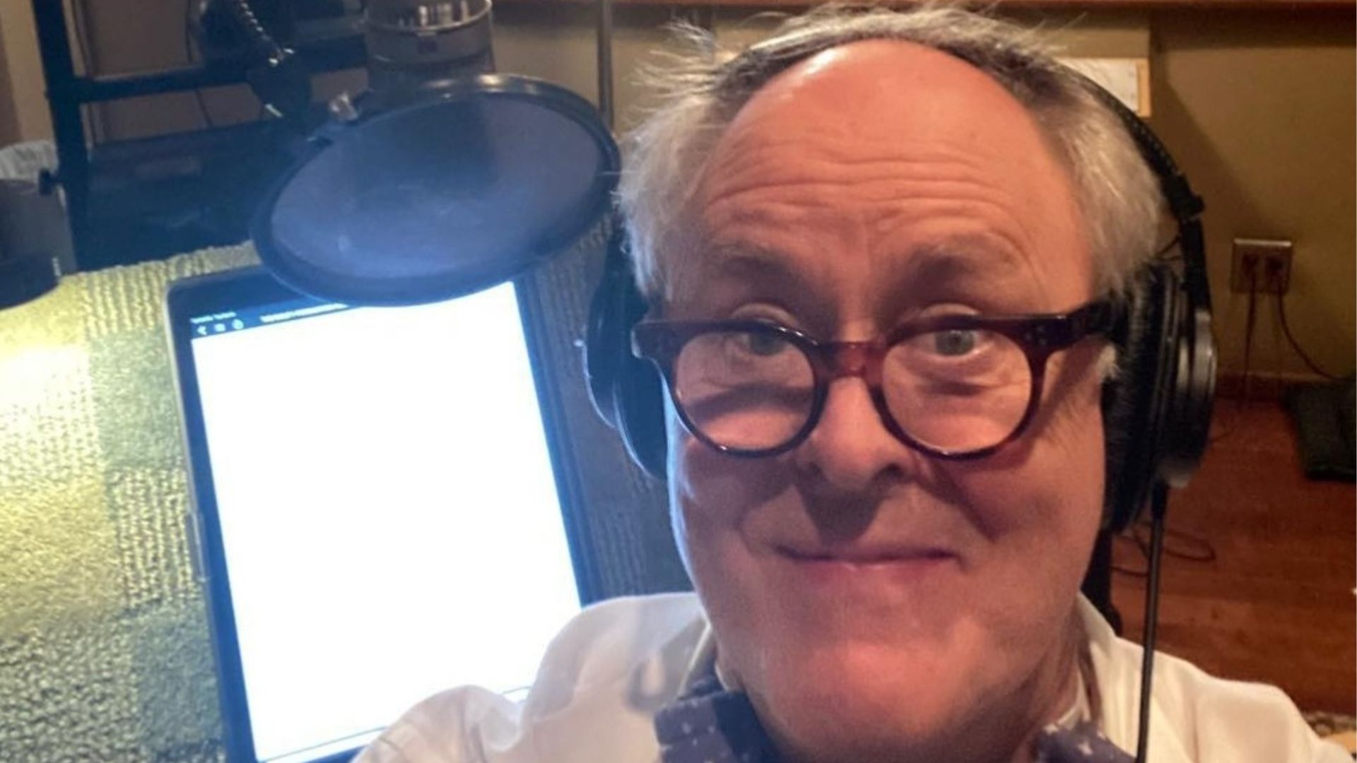 John Lithgow confirmed to play Dumbledore in HBO