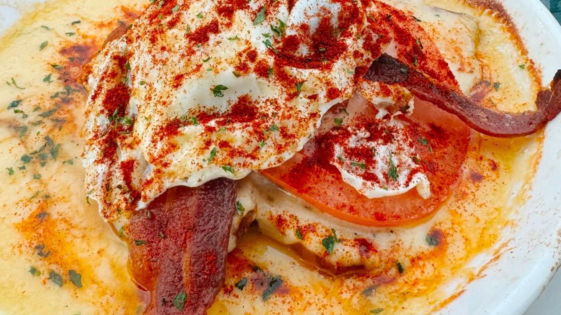 Hotbrown from Gander (Image via Instagram/@ganderamericangrill)