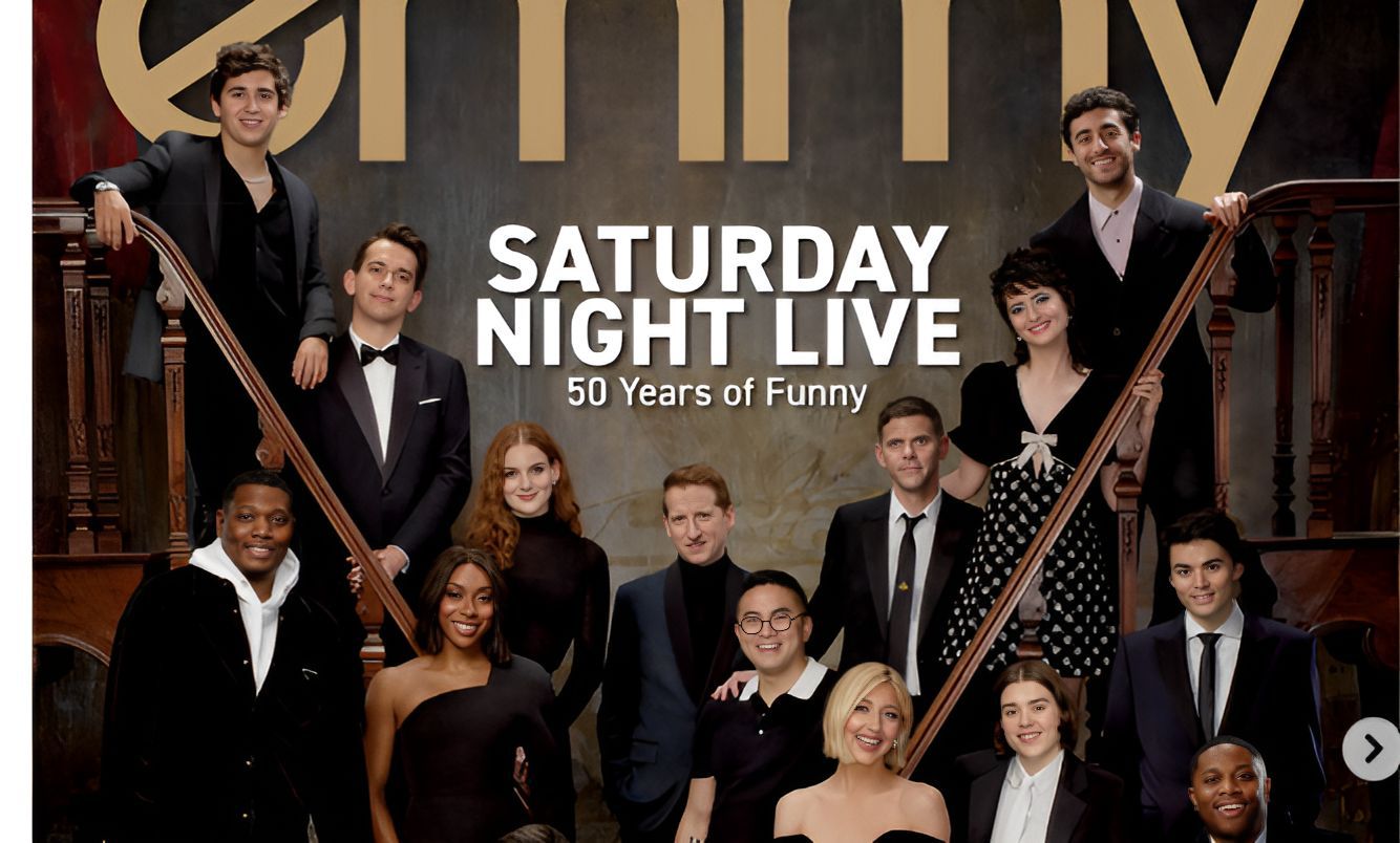 Saturday Night Live cast ( Image via Instagram / @nbcsnl )