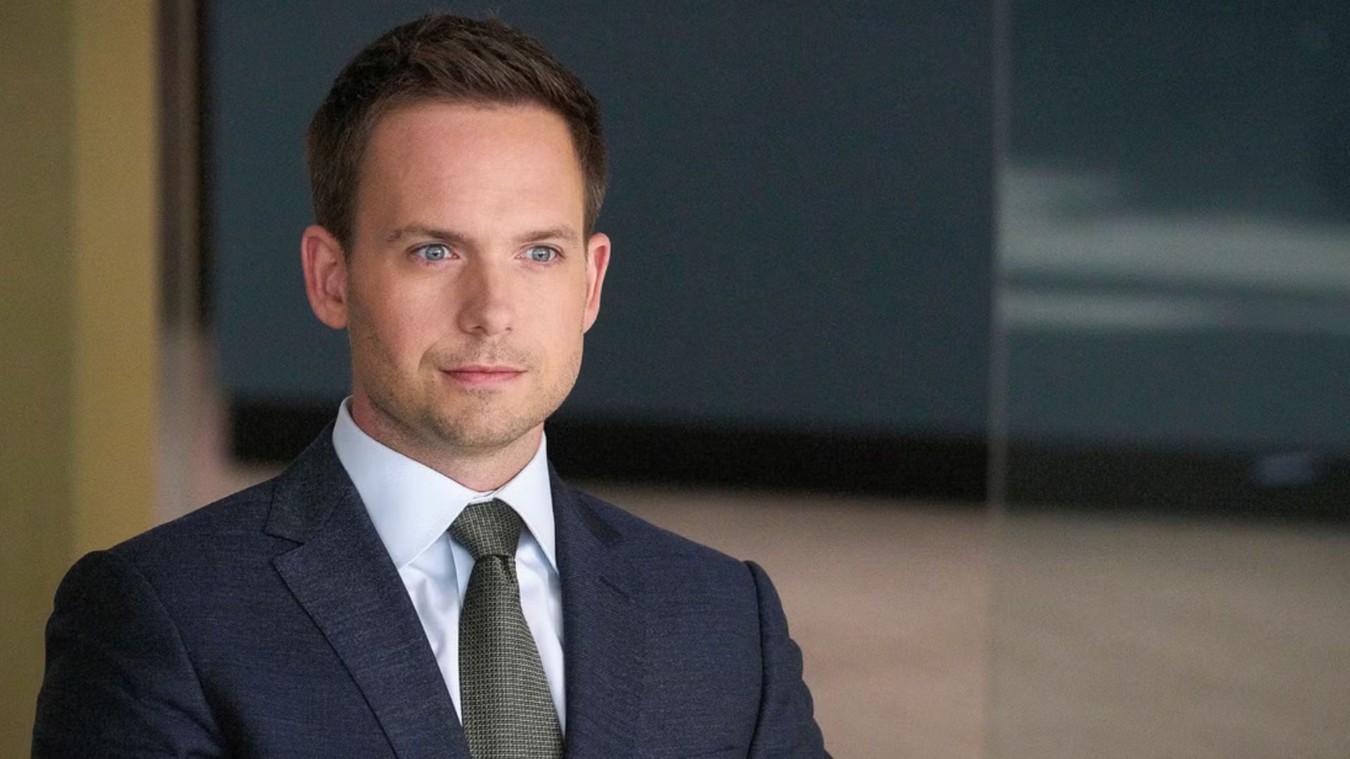 Patrick J. Adams as Mike Ross | Image via Netflix