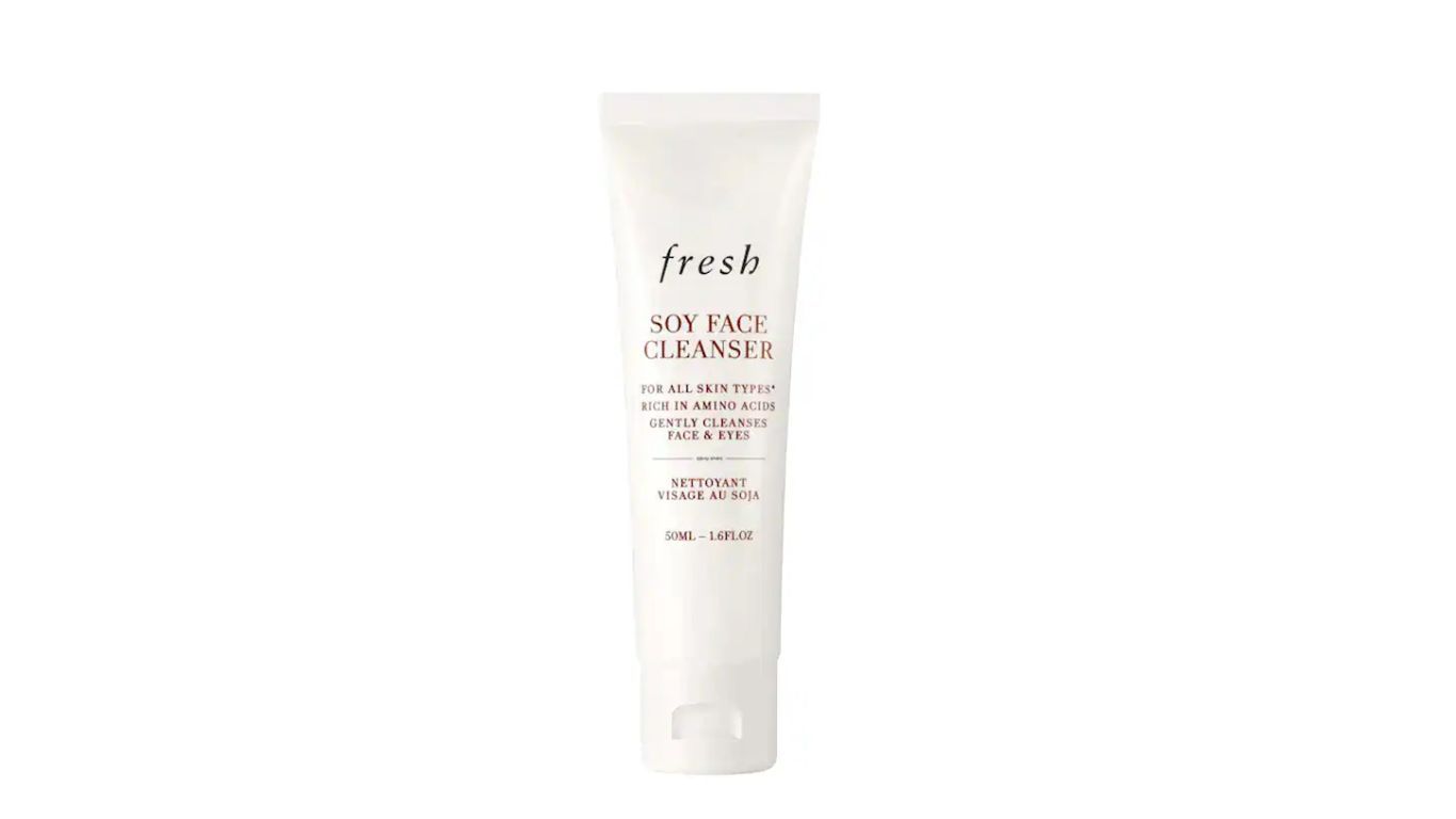 fresh Mini Soy pH-Balanced Hydrating Face Wash (Image Via Sephora)