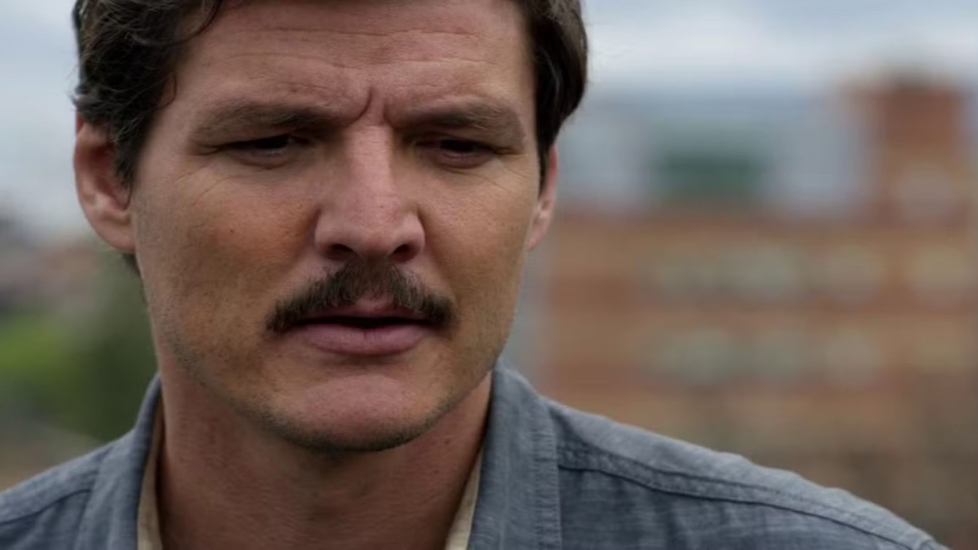 Pedro Pascal as Javier Pe&ntilde;a in Narcos | Image via Netflix