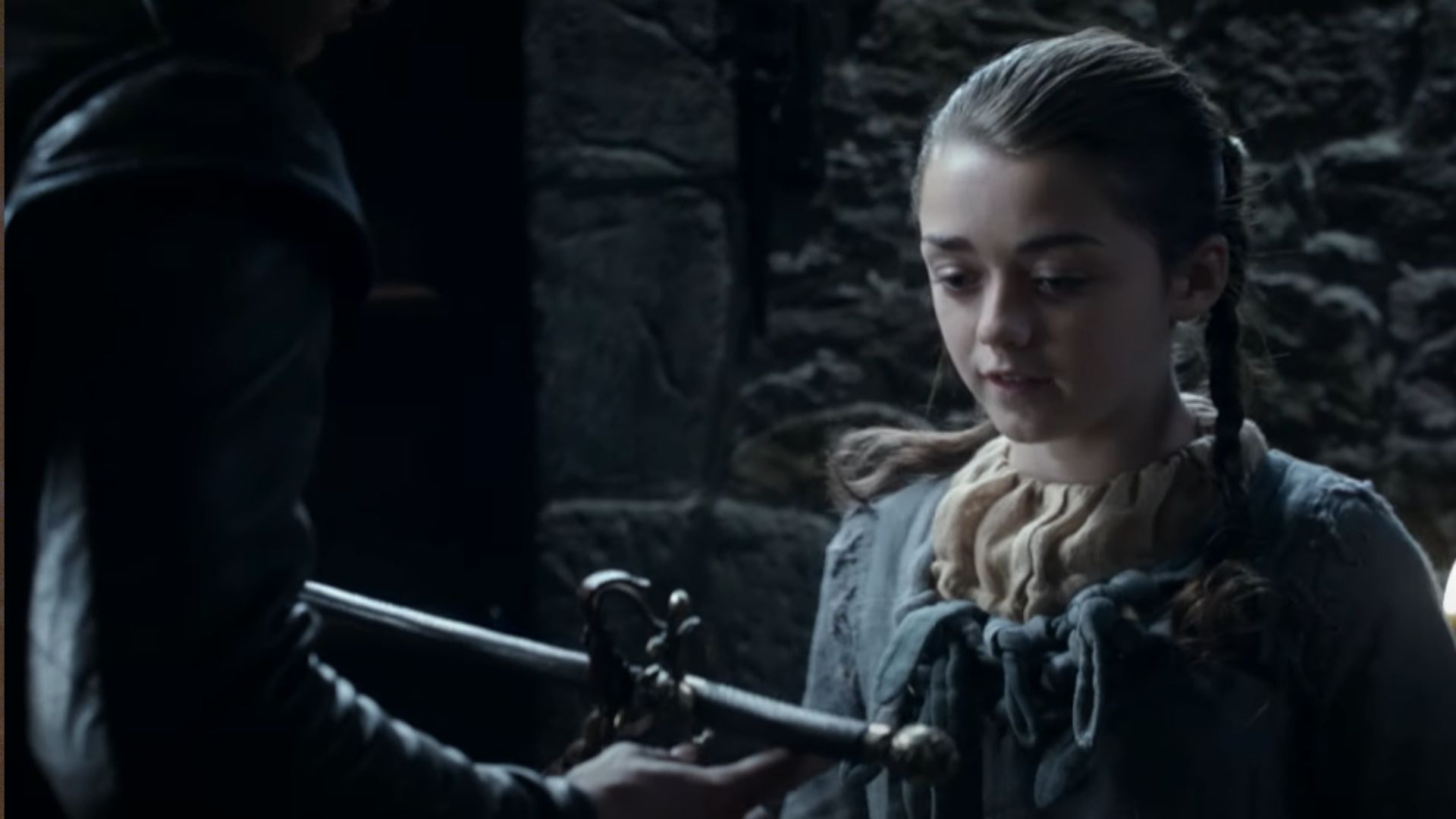 Sword Needle Gift by John Snow to Arya | Image via HBO