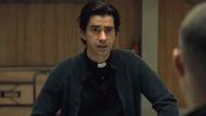 Hamish Linklater in Midnight Mass | Image via Intrepid Pictures