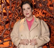 What is Melanie Lynskey net worth?