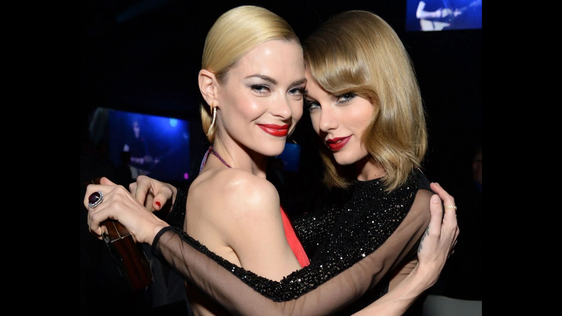 Jaime King &amp; Taylor Swift - Source: Photo by Michael Kovac/Getty Images for EJAF