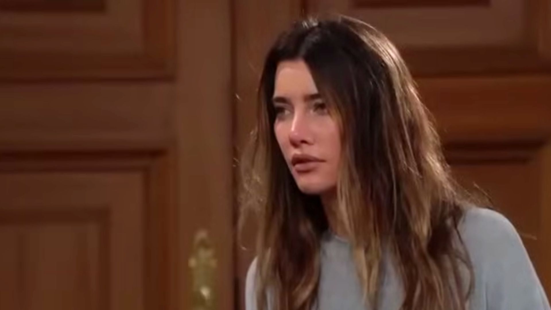 Jacqueline MacInnes Wood in The Bold and the Beautiful | Image via Bell-Phillip Television Productions Inc.