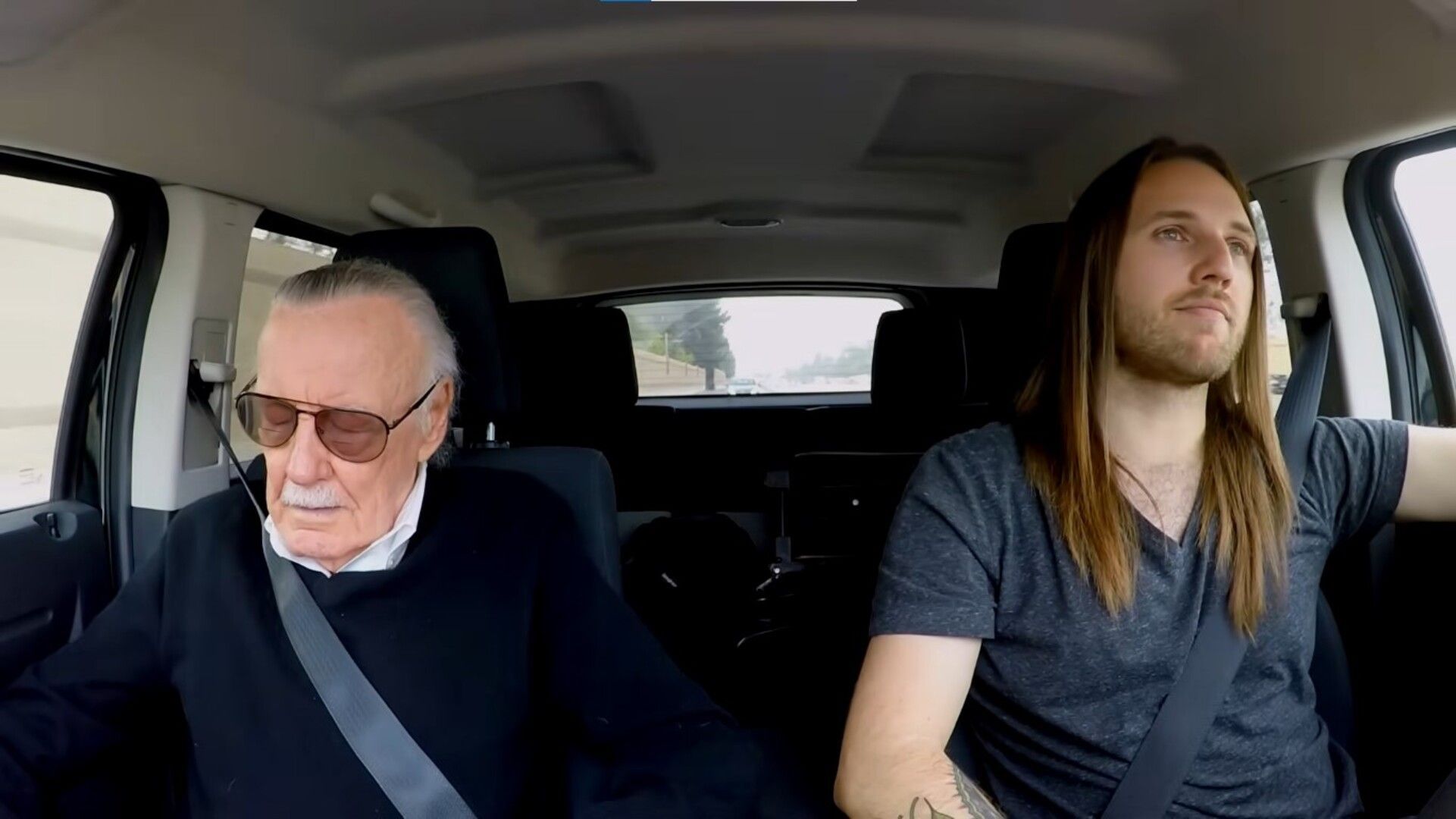 The documentary will explore the final years of the Marvel Comics legend (Image via YouTube/Stan Lee: The Final Chapter)