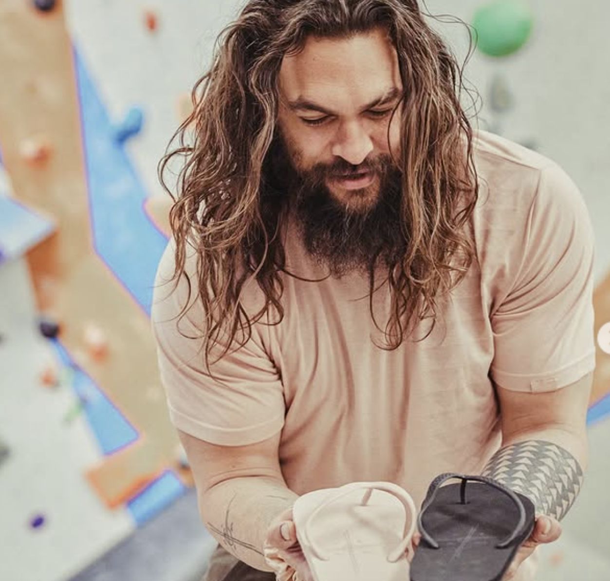 Does Jason Momoa have tattoos​?