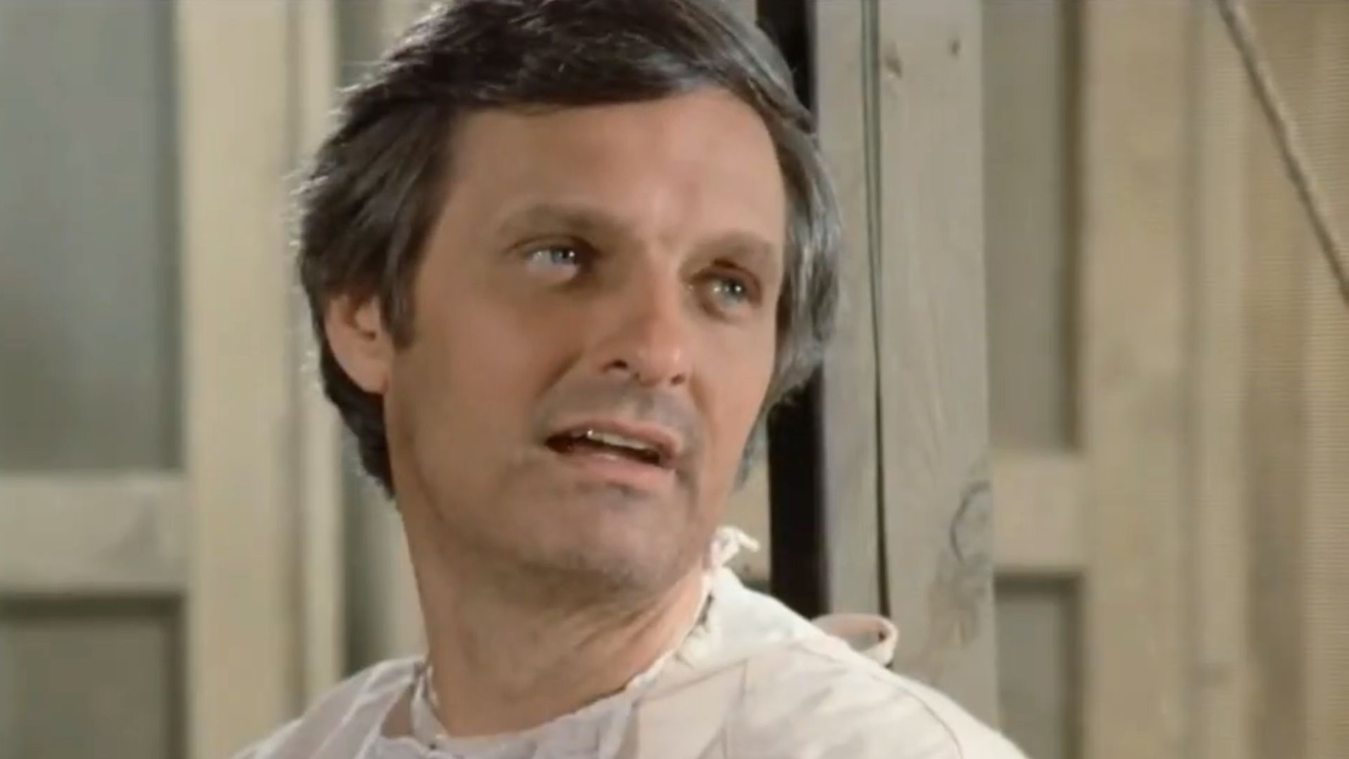 Alan Alda in M*A*S*H | Image via CBS Network