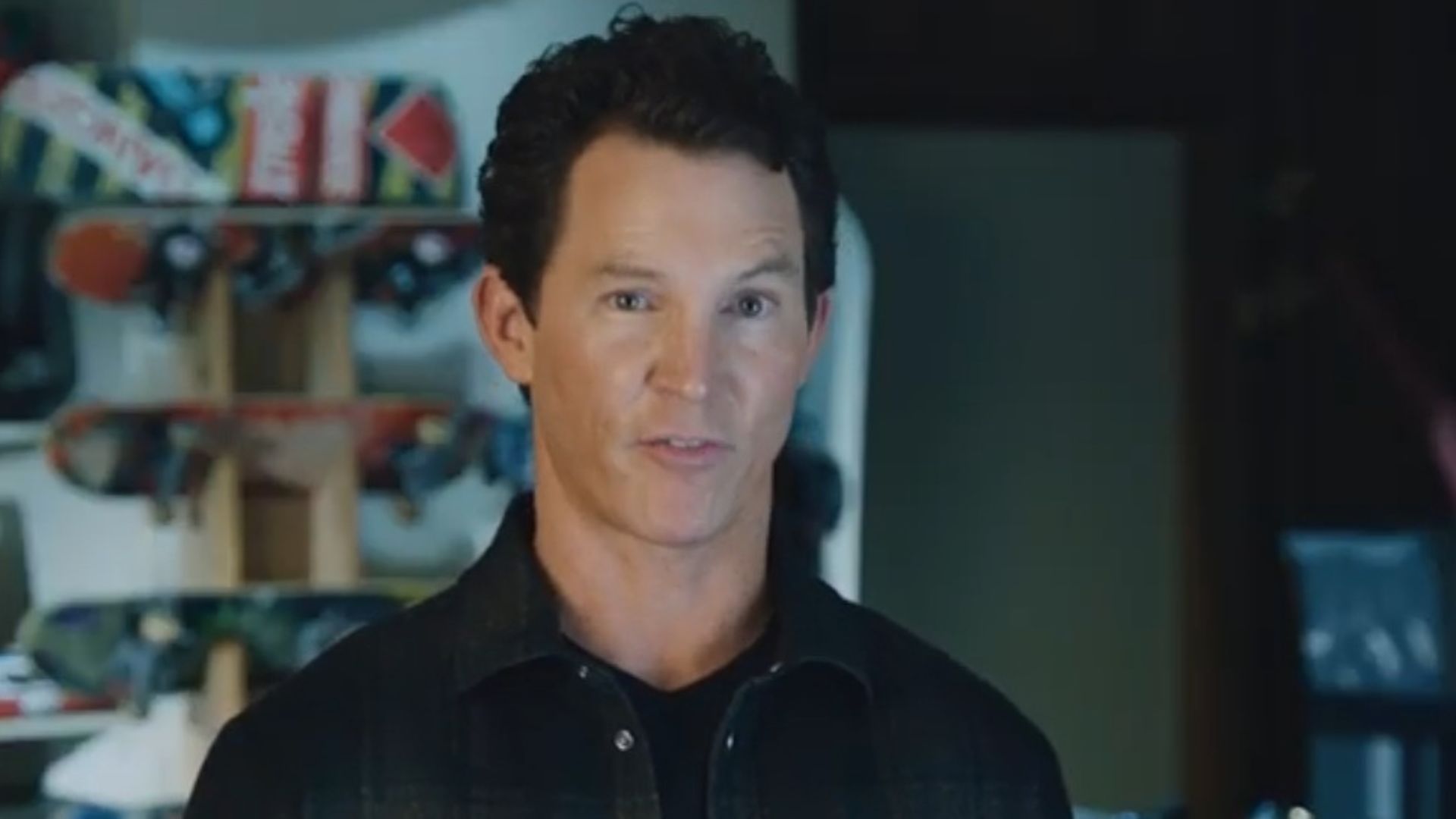 Shawn Hatosy plays Deputy Chief Charlie Reid in Chicago P.D. (Image Via YouTube/@TNT)