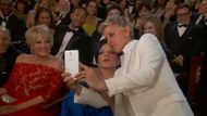 Ellen’s Selfie (Oscars 2014) | Image Source: Oscars via YouTube