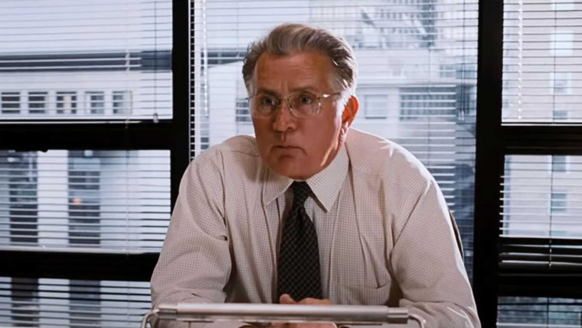 Martin Sheen as Officer Queenan in The Departed (Image via YouTube/@warnerbrosentertainment)