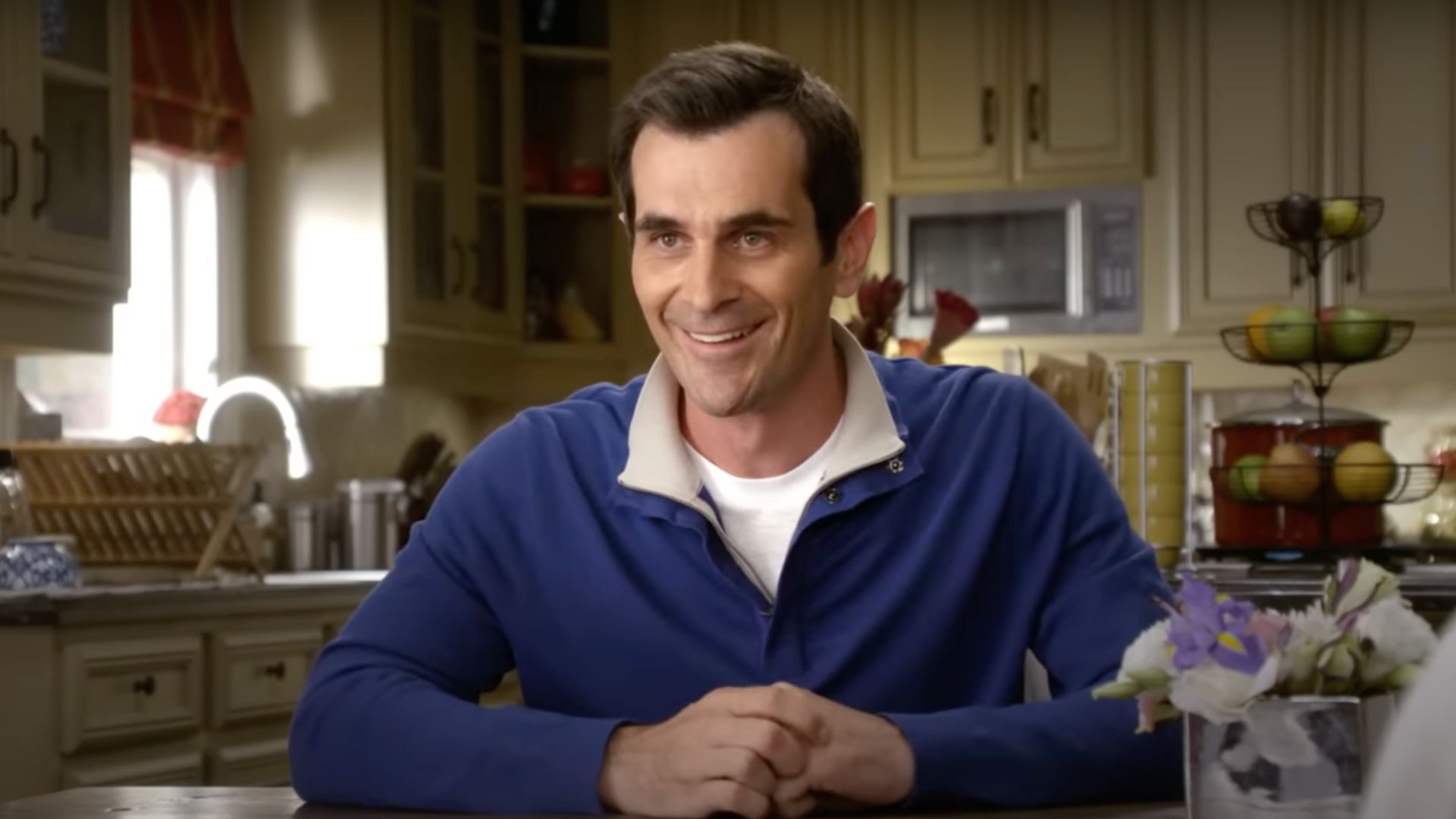 Ty Burrell plays the character of Phil Dunphy in Modern Family (Image via Peacock Youtube)