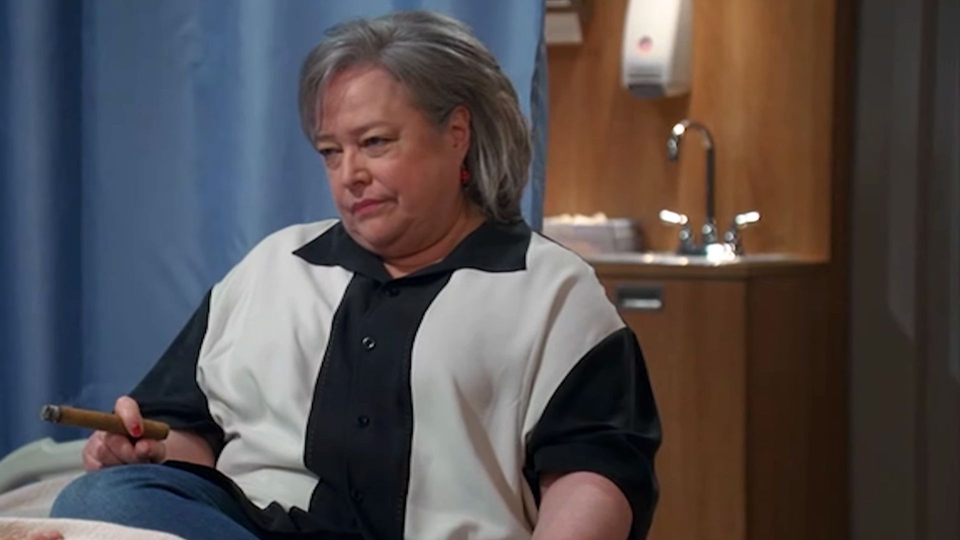 Kathy Bates in Two and a Half Men | Image via Warner Bros. Television