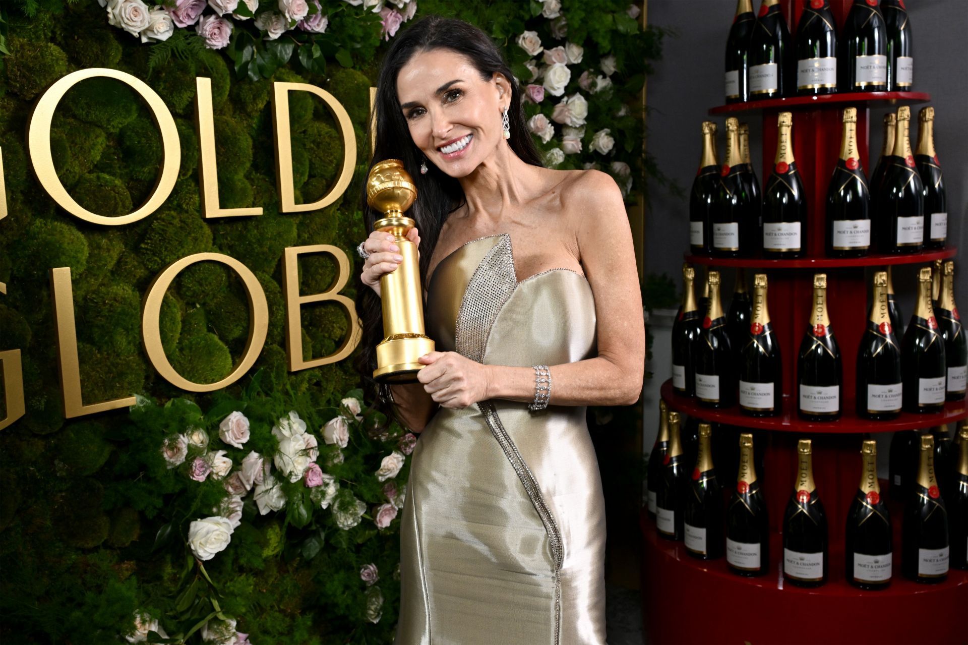 Demi Moore at the 82nd Annual Golden Globe Awards (Image via Getty)