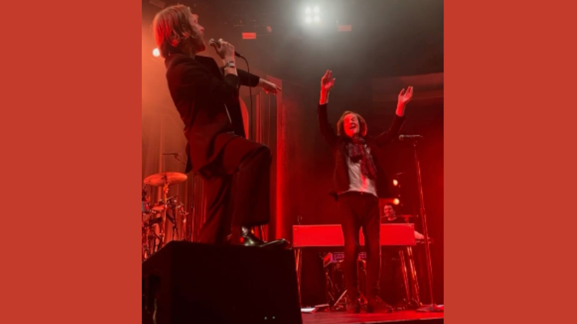 Finneas and Colin Blunstone live (Image via Instagram/@thezombinesofficial)