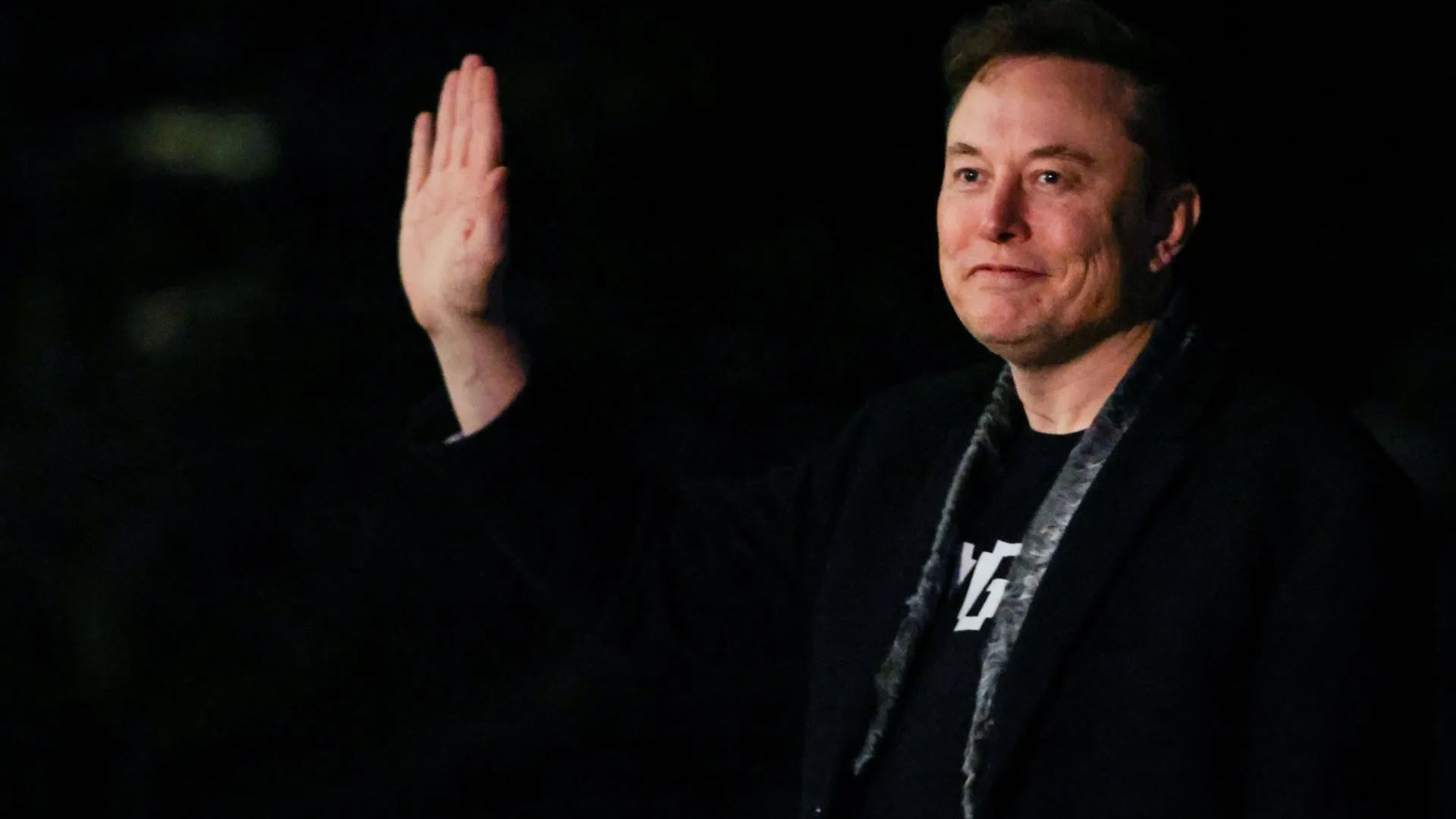 Elon Musk (Getty via Soap Central CMS - Resized on Canva)