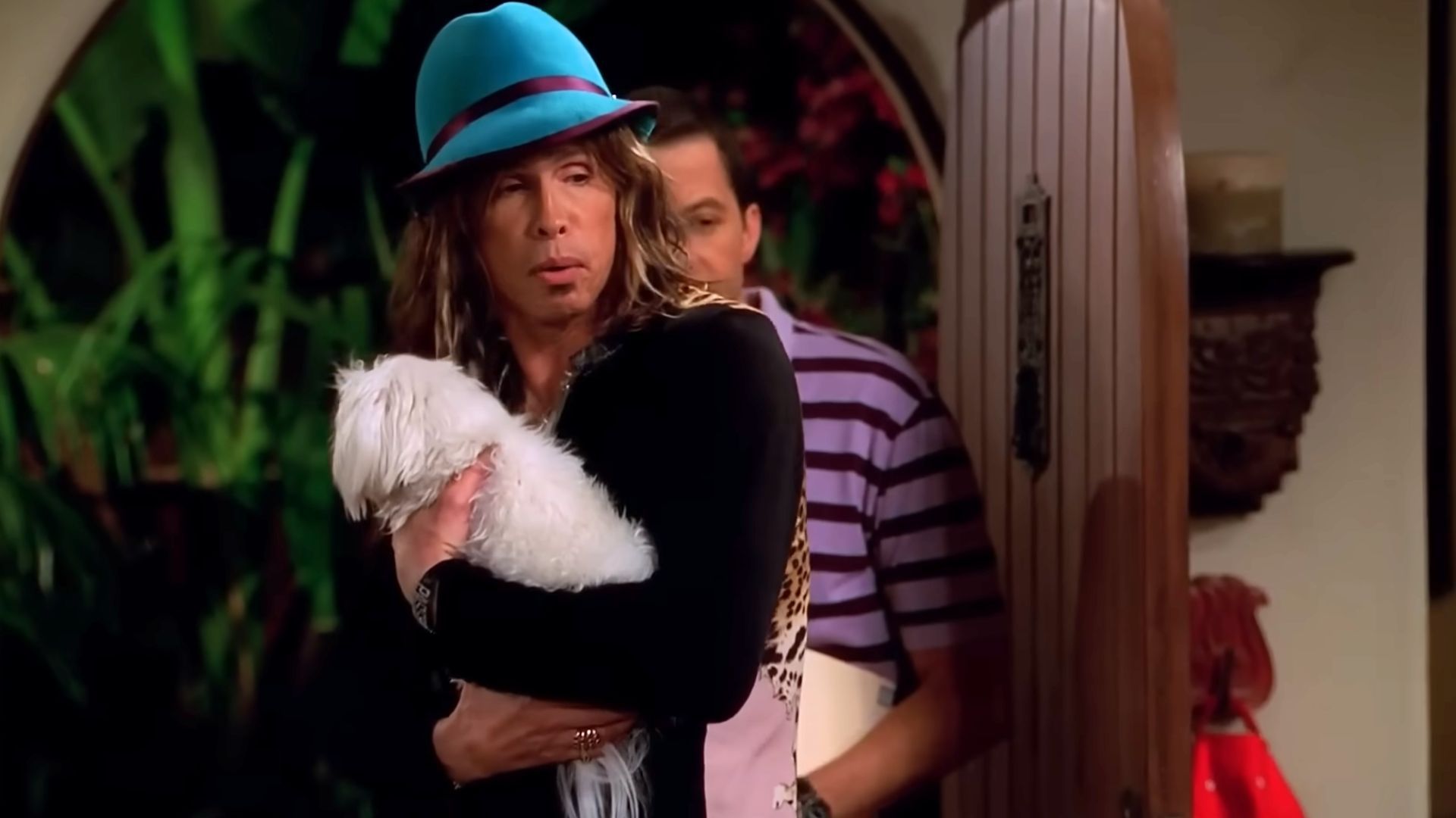 Steven Tyler in Two and a Half Men | Image via Warner Bros. Television