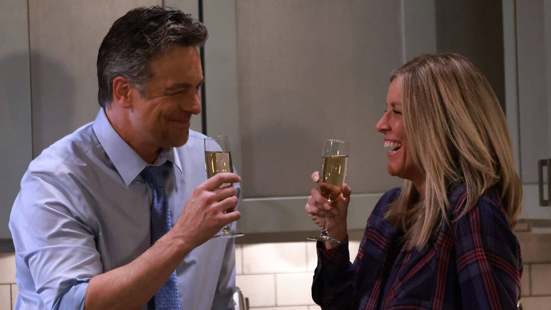 General Hospital&#039;s Jack and Carly enjoying non-poison champagne | Image Source: ABC