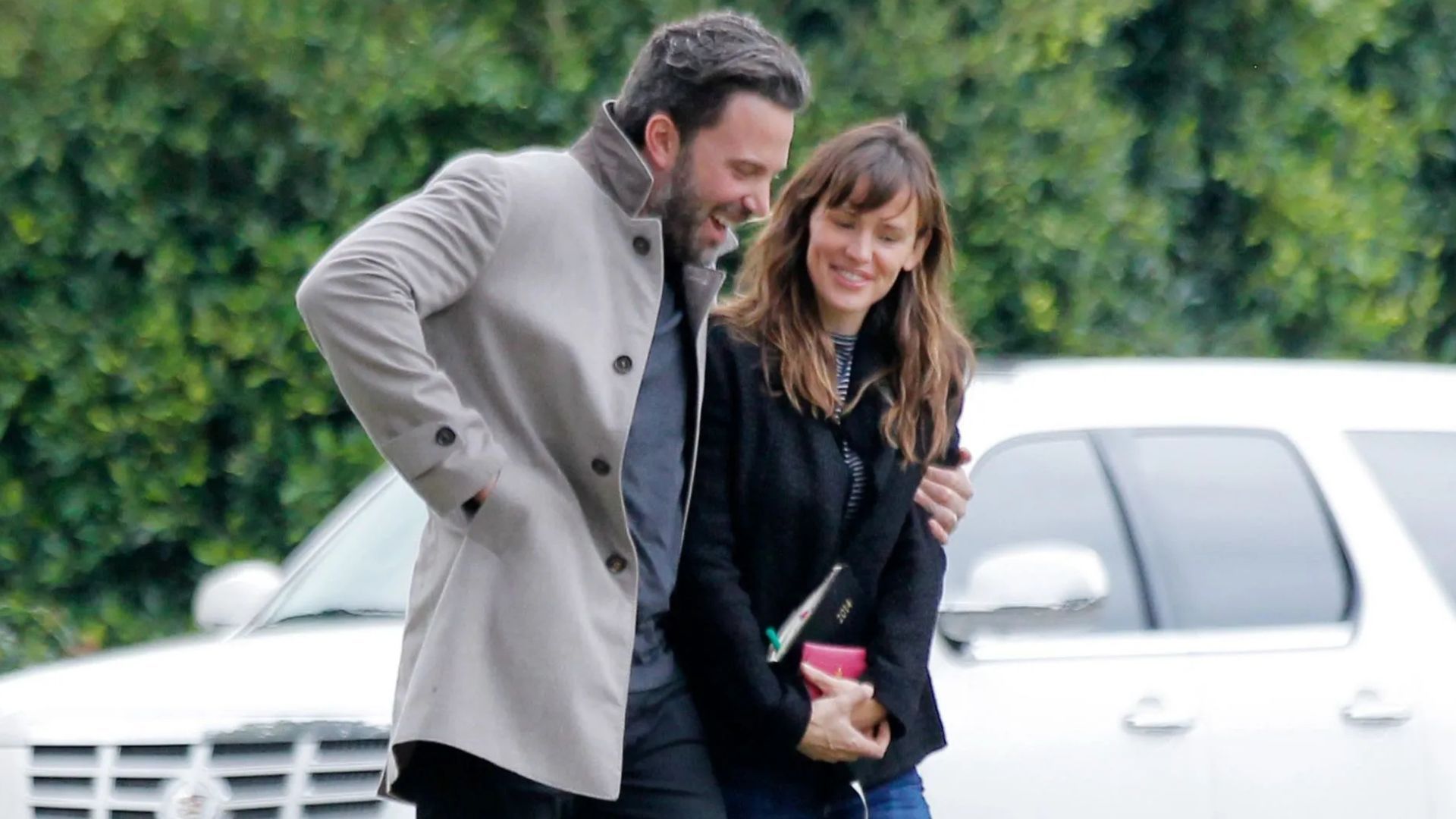 Ben Affleck and Jennifer Garner are seen in Los Angeles in December 2014 (Image via Getty)