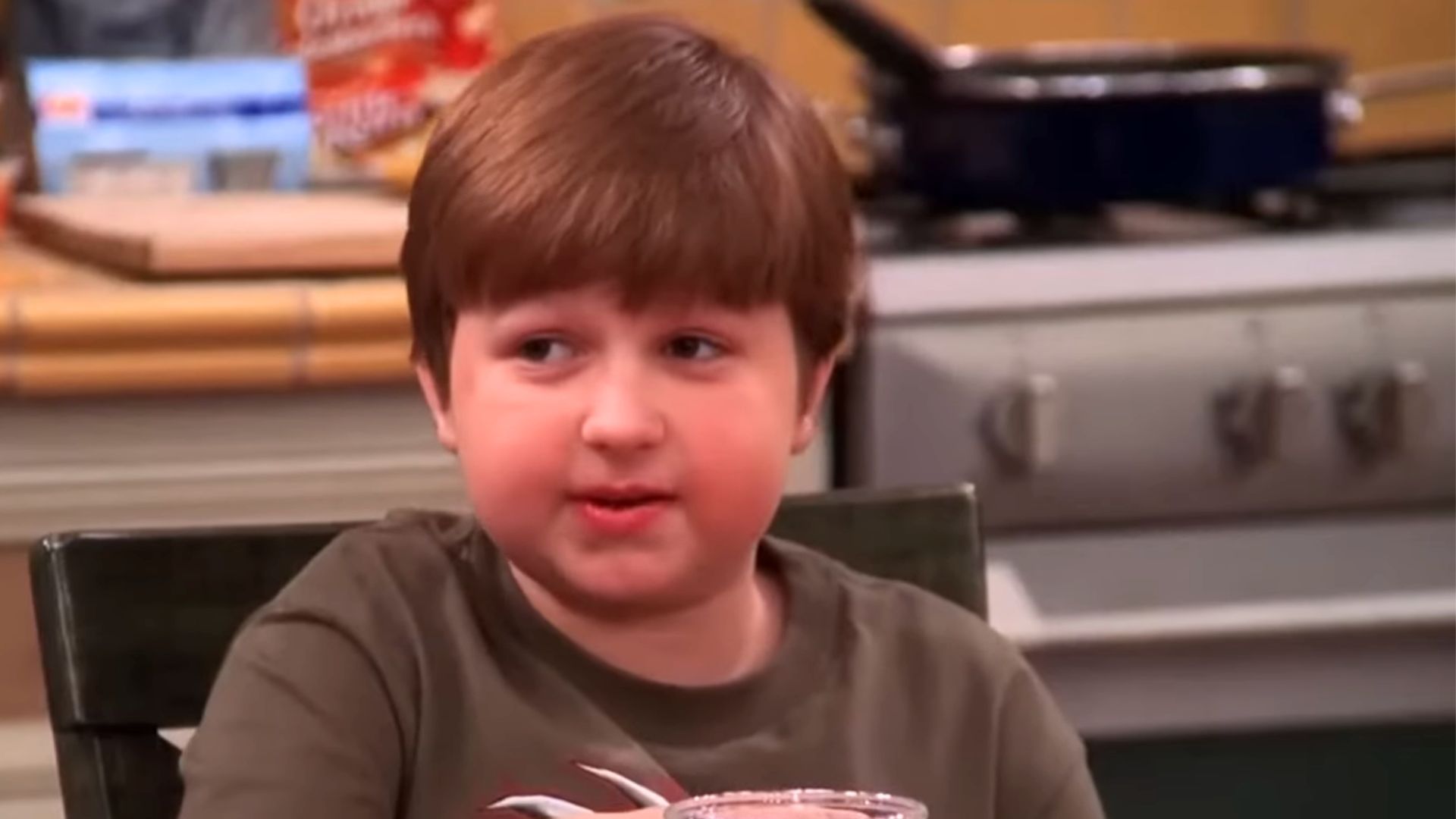 Angus T. Jones in Two and a Half Men | Image via Warner Bros. Television