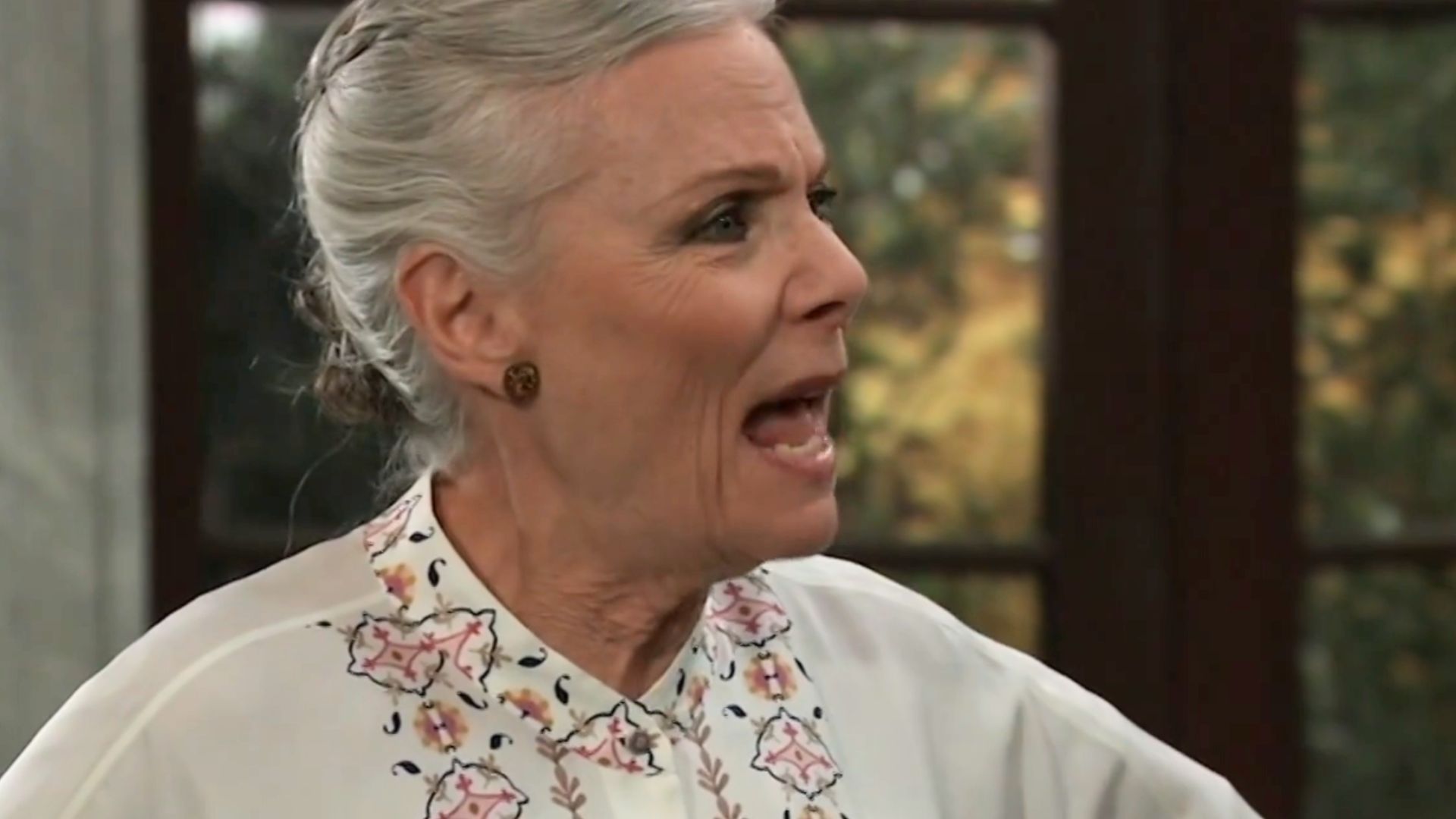 Tracy has words with Sonny on General Hospital | Image: ABC