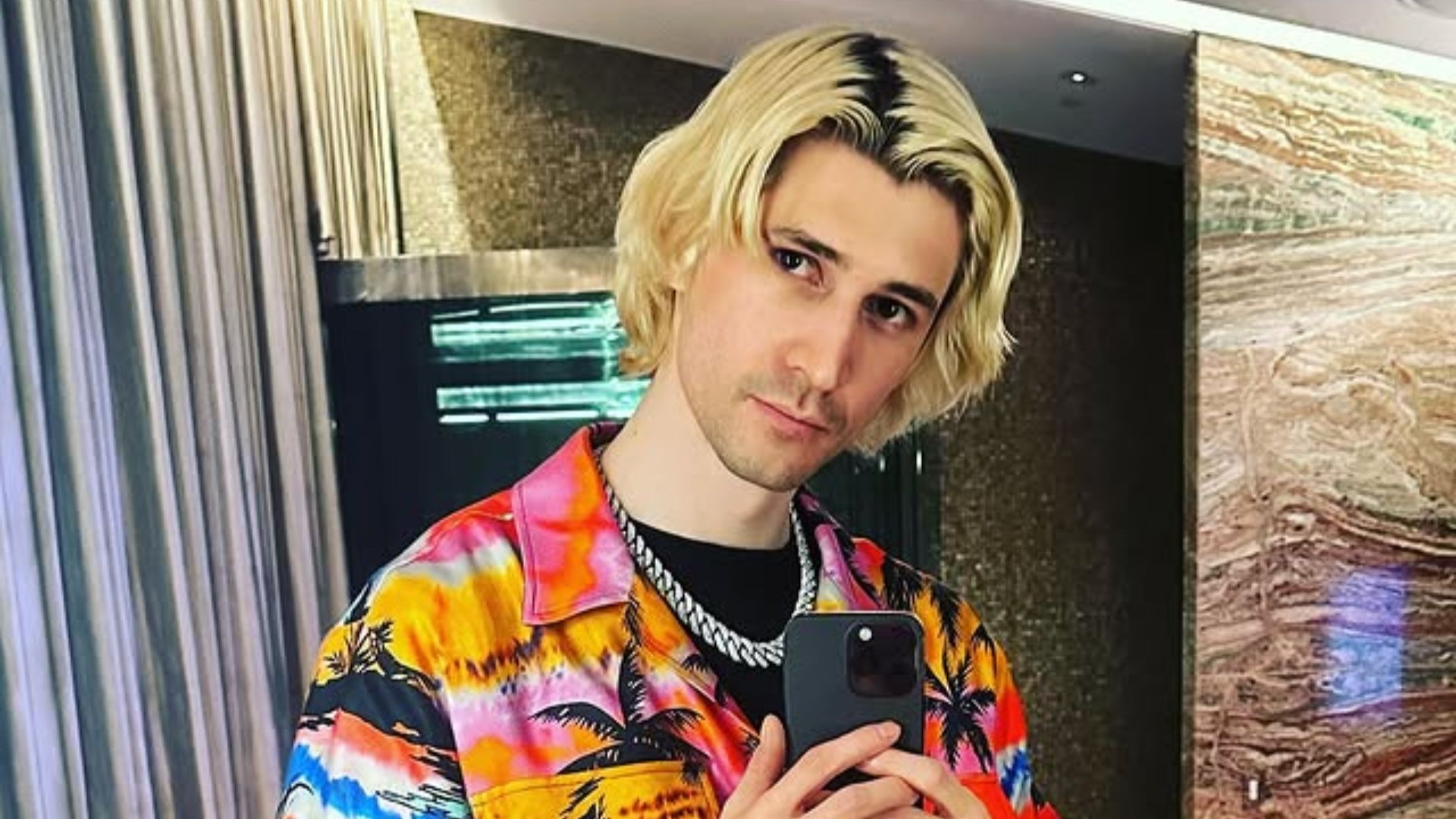 Popular Twitch and Kick streamer xQc, is embroiled in a public feud with music producer Metro Boomin (Image via Instagram/@xqcow1)