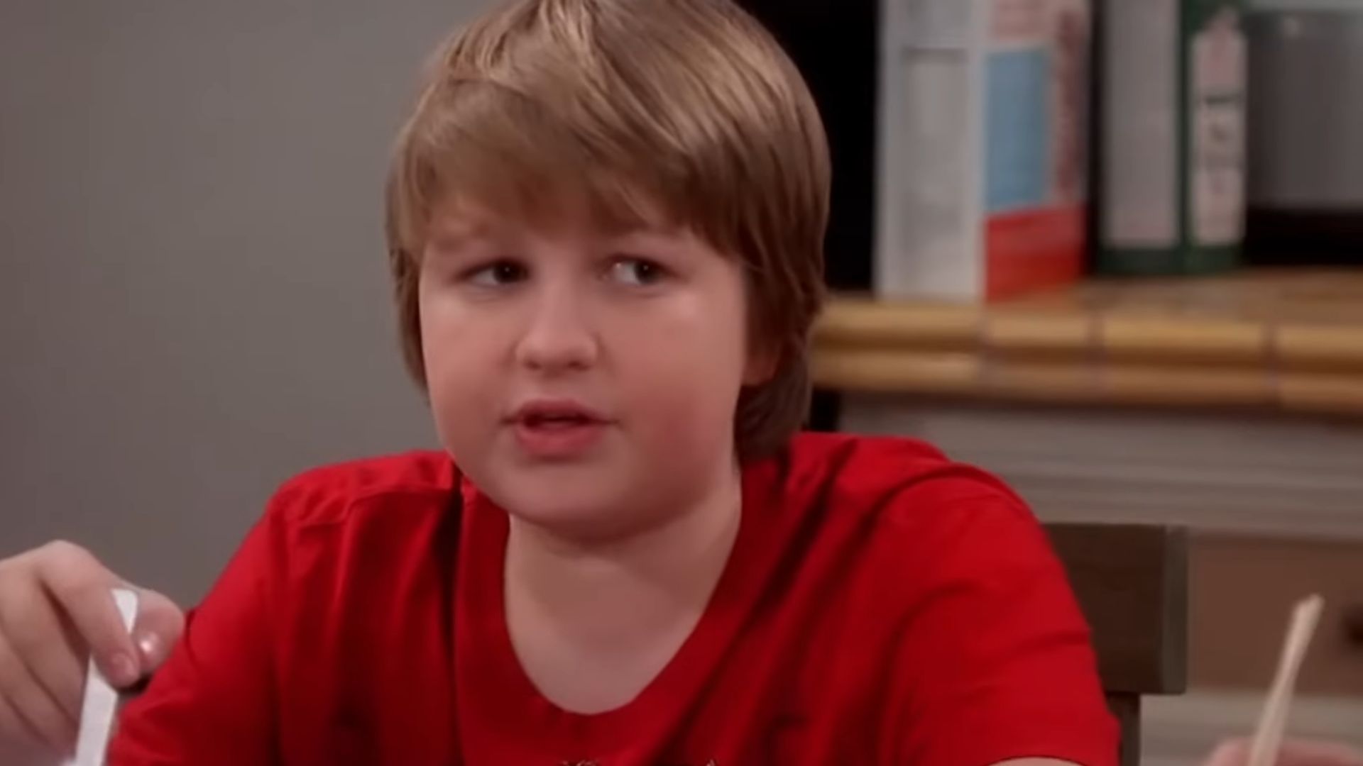 Angus T. Jones in Two and a Half Men | Image via Warner Bros. Television