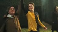Jeff Rawle with Robert Pattinson in Harry Potter and the Goblet of Fire | Image via Warner Bros. Pictures