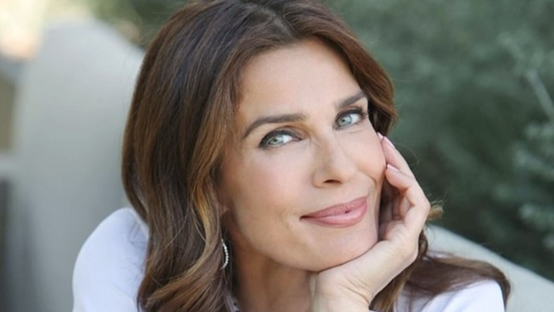 Kristian Alfonso from Days of Our Lives | Image via Instagram: dayspeacock