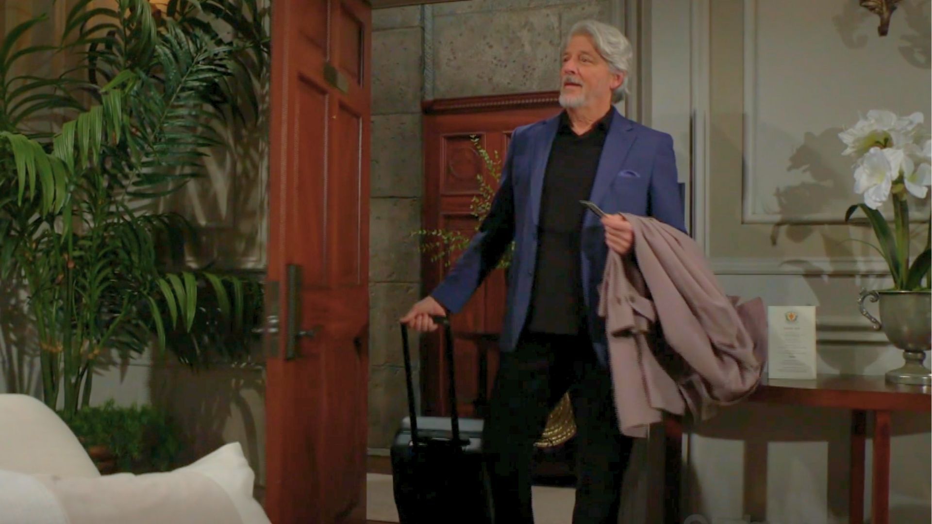 The Young and the Restless&#039; Alan&#039;s back...or is it Martin? | Image: CBS