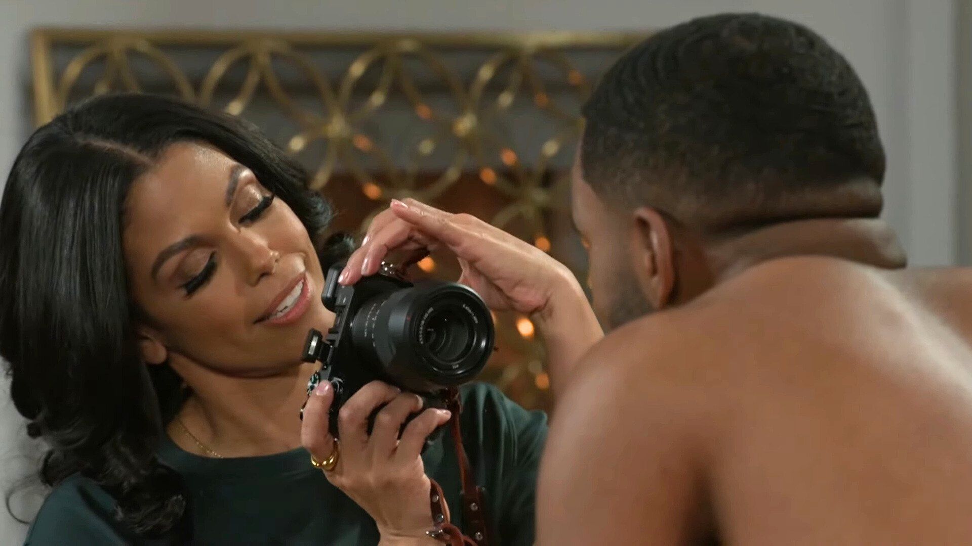 Dani photographs Andre on Beyond the Gates | Image: CBS