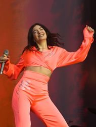 Lorde performs at the Radio 1's Big Weekend 2022 - Day 3 (Image via Getty)