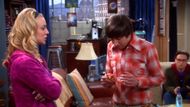 Kaley Cuoco with Simon Helberg in The Big Bang Theory | Image via Warner Bros. television