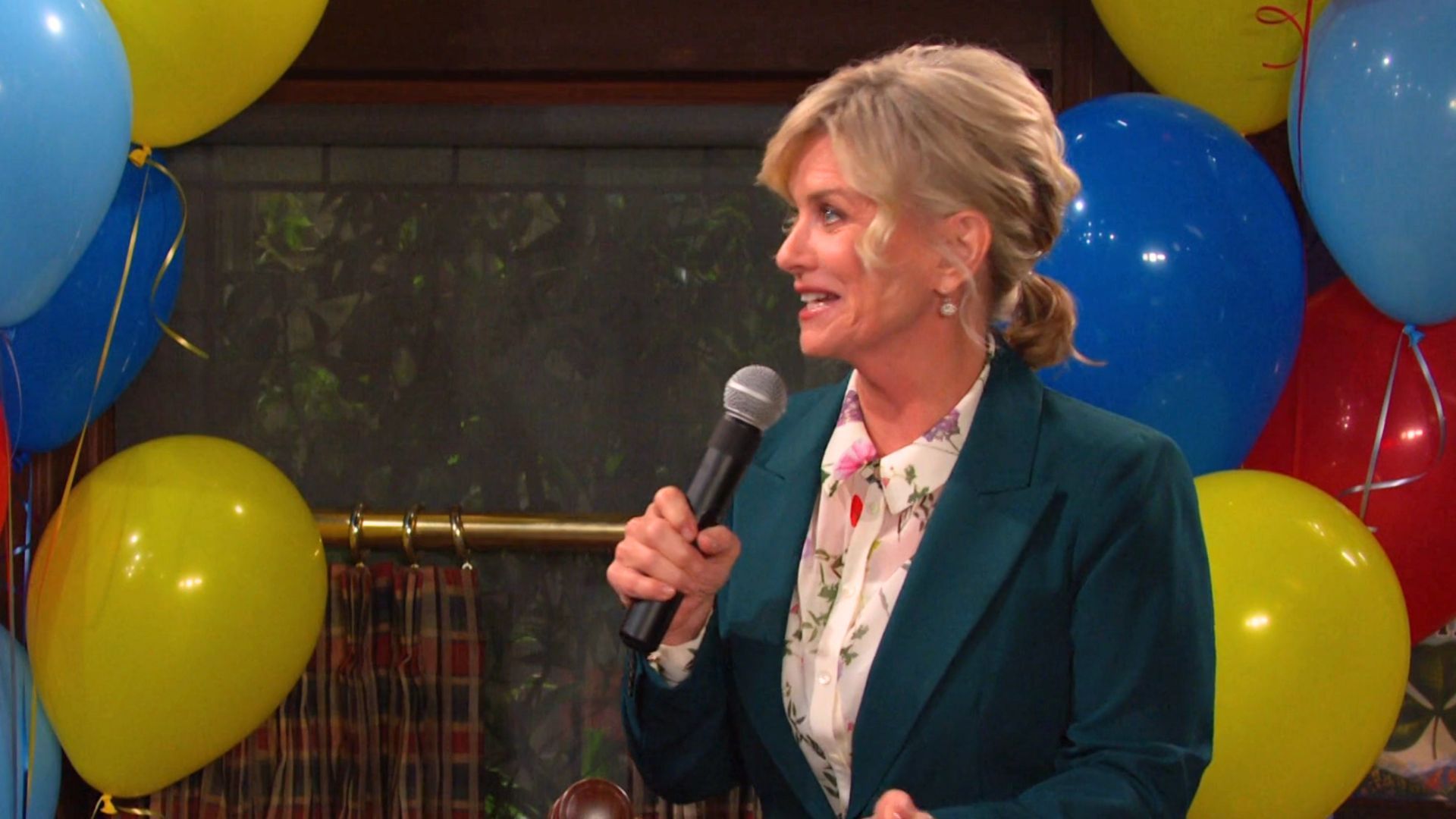 It was nighttime in The Brady Pub on Days of our Lives | Image: Peacock