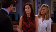 A Still from F.R.I.E.N.D.S Season 8 (Image Source: @Friends/ YouTube)