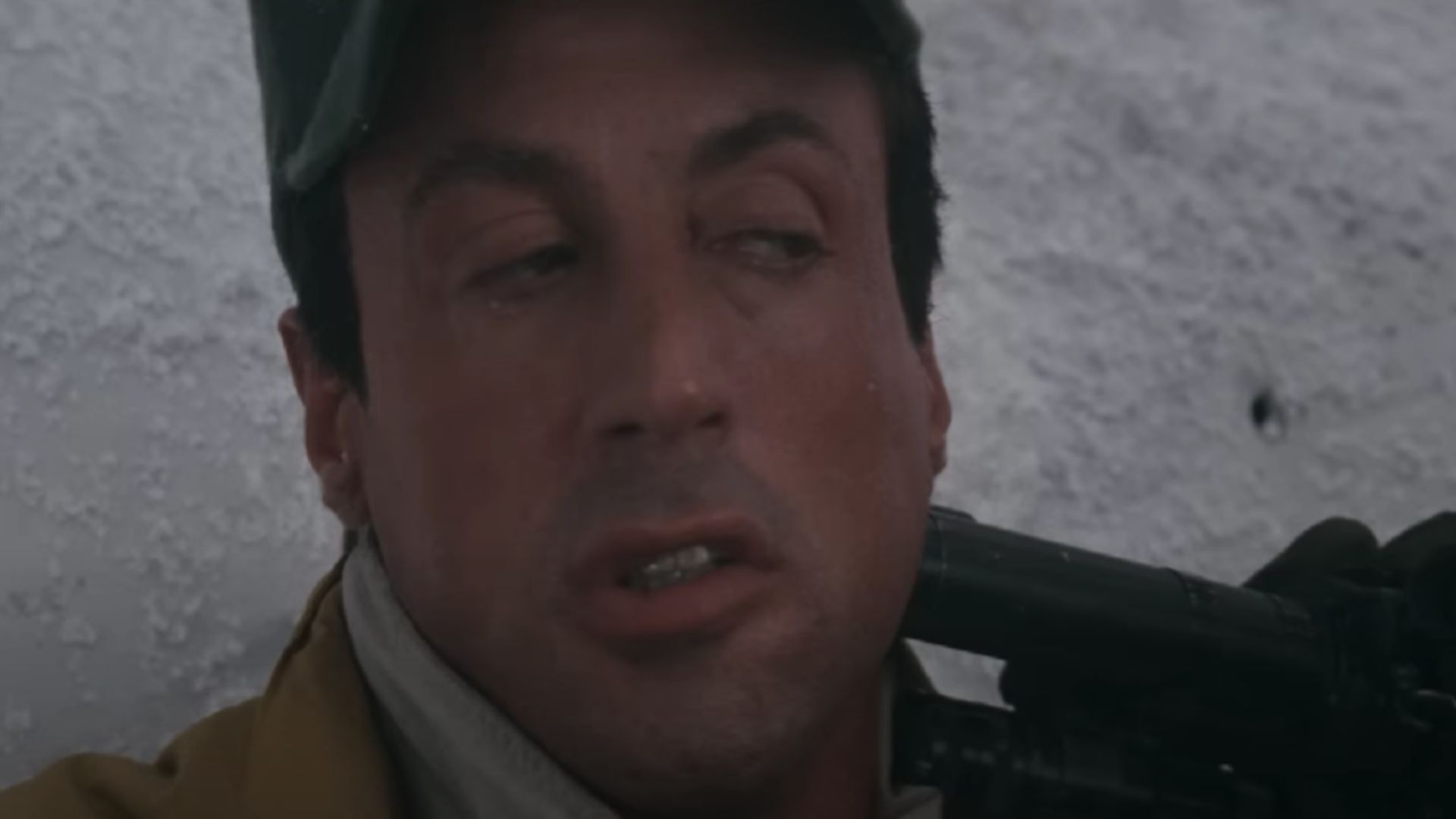 Cliffhanger | Image Via: TriStar Pictures