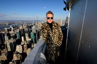 Robbie Williams Visits the Empire State Building to Celebrate THE RELEASE OF BETTER MAN - Source: Getty