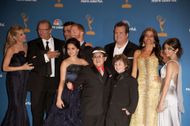 Ariel Winter (C) with her Modern Family co-stars in 2010 (Image via Getty)
