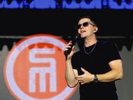 Dustin Lynch x Scotty McCreery 2025 'Two for the Road' tour (Image via Getty)