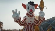 Still from Clown in a Cornfield (Image via Youtube/Shudder)