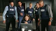 FBI Agents in Episode 100 | Image via Just Watch