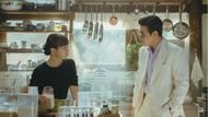 Mo Yeon-joo and Han Beom-woo (Image Source: Netflix)