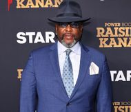 Who is Wendell Pierce’s girlfriend?