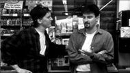 A still from Clerks (Image via Amazon Prime Video)